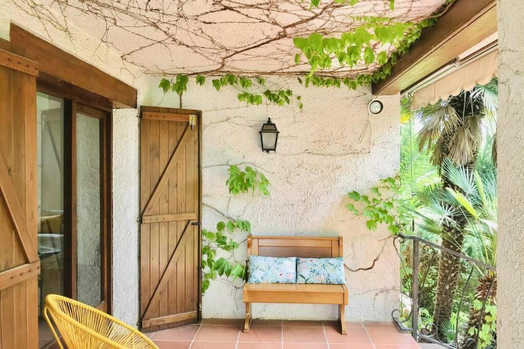 Casa Mediterranea Con Gran Jardin Y Piscina A 500 M De La Playa Roda de Bará Eksteriør billede