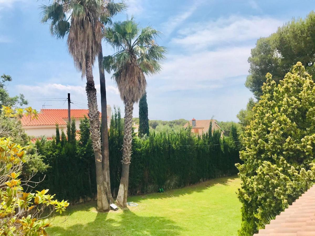 Casa Mediterranea Con Gran Jardin Y Piscina A 500 M De La Playa Roda de Bará Eksteriør billede