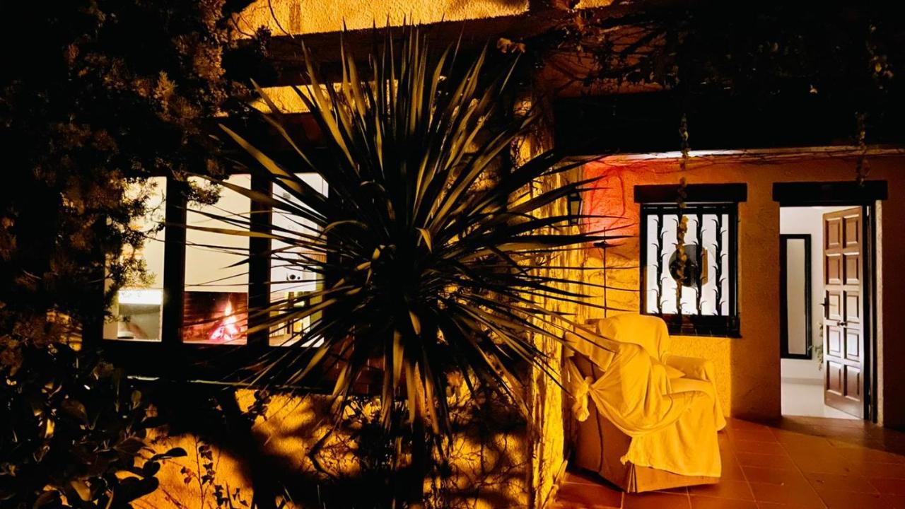 Casa Mediterranea Con Gran Jardin Y Piscina A 500 M De La Playa Roda de Bará Eksteriør billede