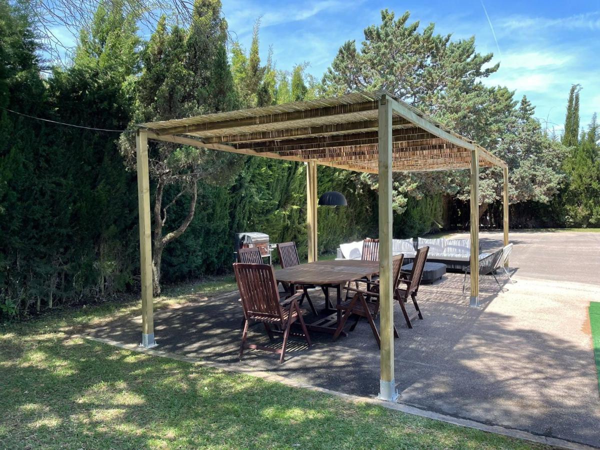 Casa Mediterranea Con Gran Jardin Y Piscina A 500 M De La Playa Roda de Bará Eksteriør billede