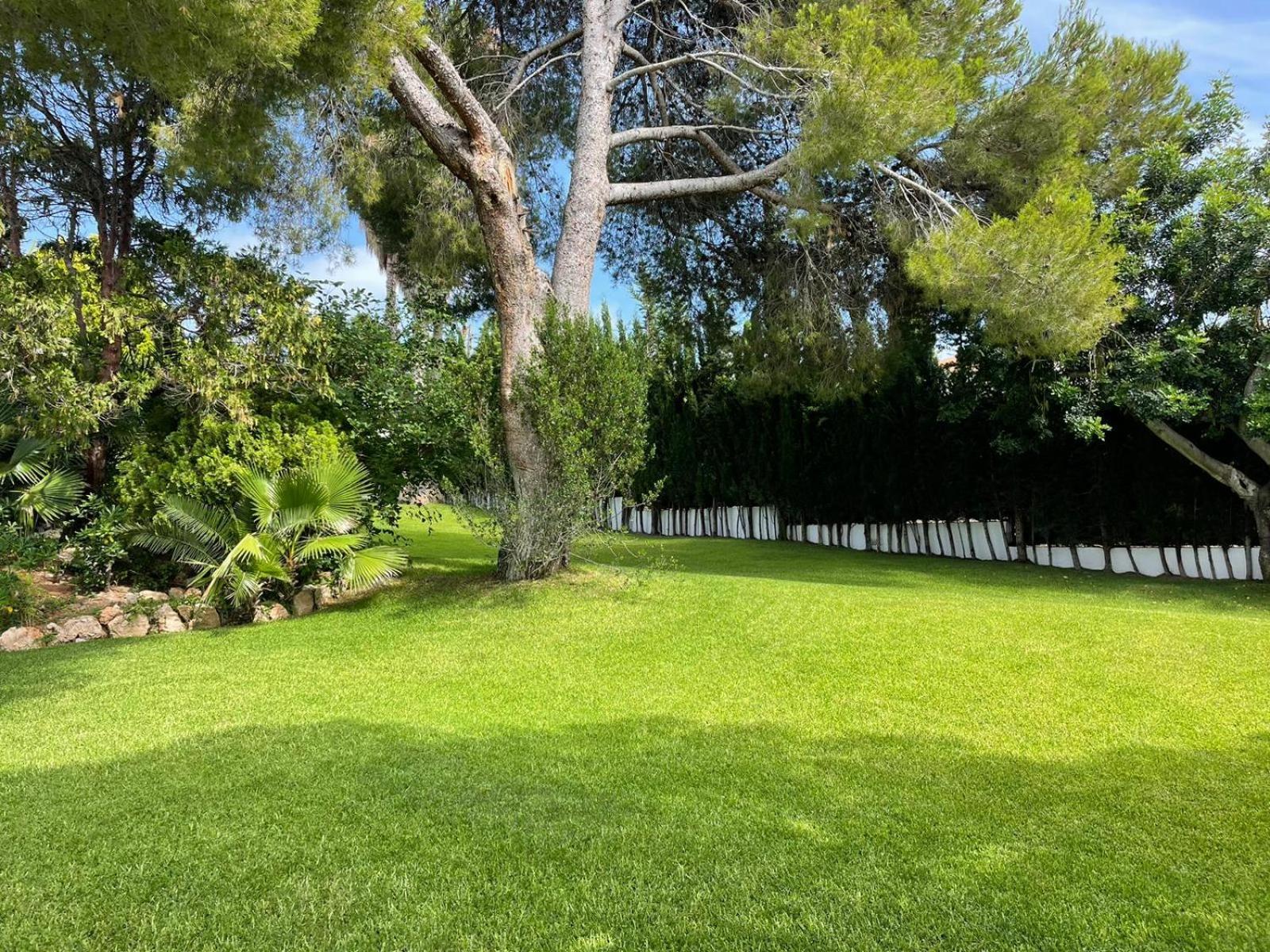 Casa Mediterranea Con Gran Jardin Y Piscina A 500 M De La Playa Roda de Bará Eksteriør billede